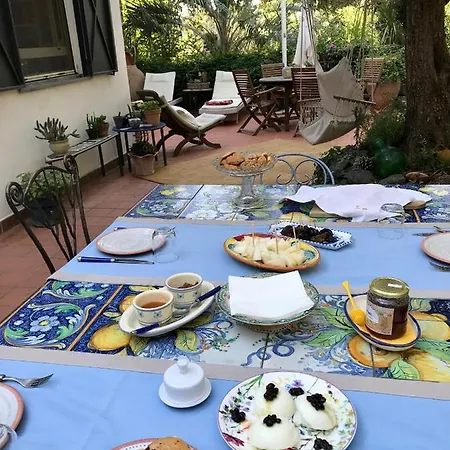 Bed & Breakfast Aprisa Garden 3*