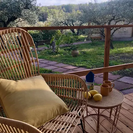 Aprisa Garden לינה וארוחת בוקר